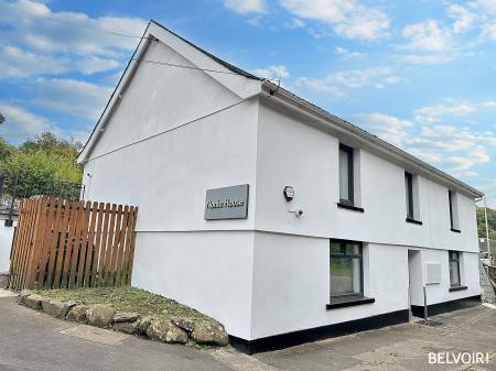 Cardiff Road, Nantgarw, CF15