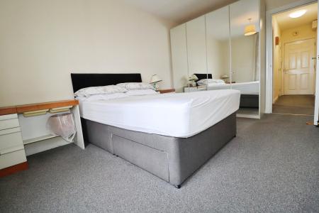 1 bedroom Flat to let in John Bachelor Way, Penarth, CF64