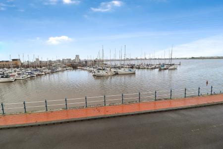 1 bedroom Flat to let in John Bachelor Way, Penarth, CF64
