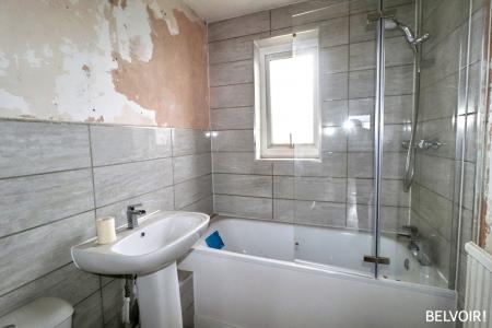 1 bedroom Flat for sale in Rhymney Street, Cathays, Cardiff, CF24