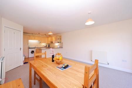 2 bedroom Apartment for sale in Willow Place, Parkland Village, Carlisle, CA1