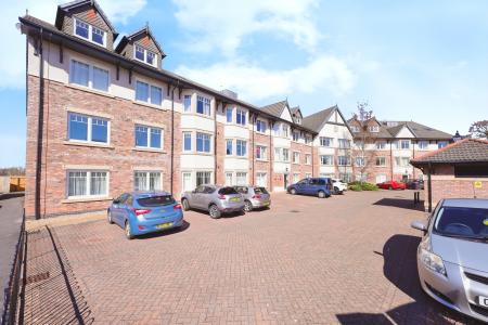 2 bedroom Apartment for sale in Willow Place, Parkland Village, Carlisle, CA1