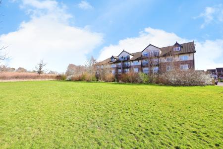2 bedroom Apartment for sale in Willow Place, Parkland Village, Carlisle, CA1