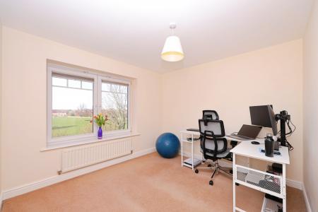 2 bedroom Apartment for sale in Willow Place, Parkland Village, Carlisle, CA1