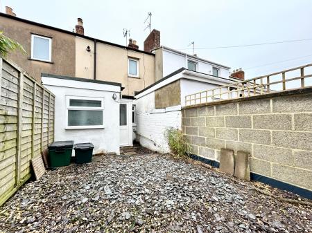2 bedroom Terraced House to let in Brunswick Street, Cheltenham, GL50