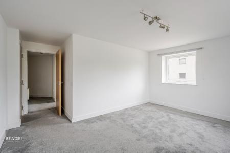 2 bedroom Flat for sale in De Grey Road, Highwoods, Colchester, CO4
