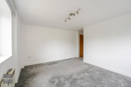 2 bedroom Flat for sale in De Grey Road, Highwoods, Colchester, CO4