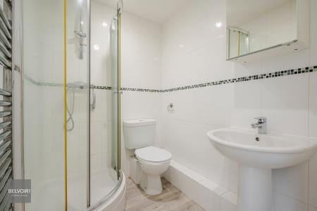 2 bedroom Flat for sale in De Grey Road, Highwoods, Colchester, CO4