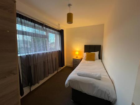 3 bedroom Terraced House to let in Hawthorn Avenue, Greenstead, Colchester, CO4