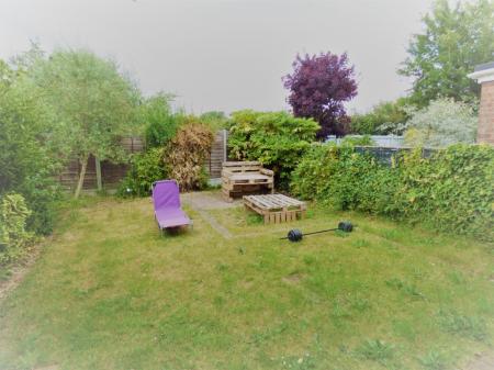 3 bedroom Semi-detached house to let in Chaney Road, Wivenhoe, CO7