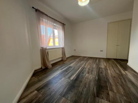 3 bedroom Semi-detached house to let in Abbey field view, Colchester, CO2