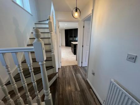 3 bedroom Semi-detached house to let in Abbey field view, Colchester, CO2