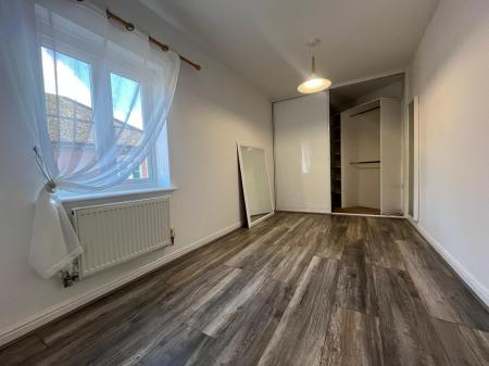 3 bedroom Semi-detached house to let in Abbey field view, Colchester, CO2