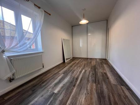 3 bedroom Semi-detached house to let in Abbey field view, Colchester, CO2