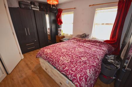 4 bedroom Terraced House for sale in Frith Close, Great Oakley, Corby, NN18