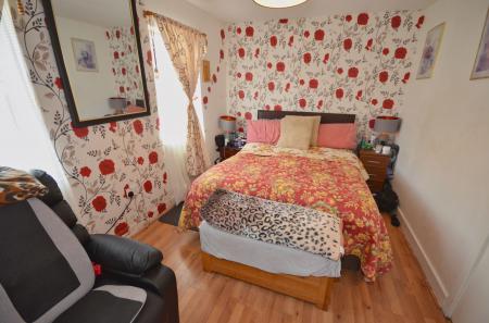 4 bedroom Terraced House for sale in Frith Close, Great Oakley, Corby, NN18