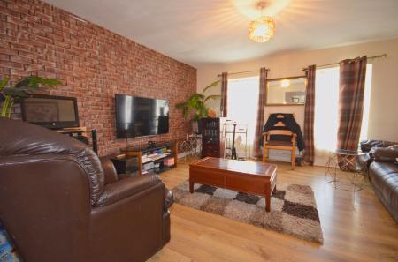 4 bedroom Terraced House for sale in Frith Close, Great Oakley, Corby, NN18