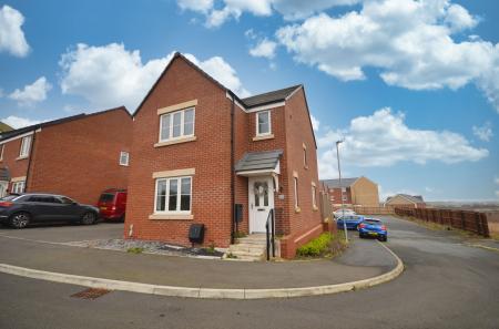 3 bedroom Detached house for sale in Kennard Close, Corby, NN17