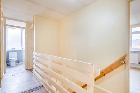 4 bedroom Semi-detached house for sale in Elm Tree Gardens, Devizes, SN10