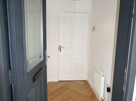 1 bedroom Semi-detached house to let in Twigg Crescent, Armthorpe, DN3