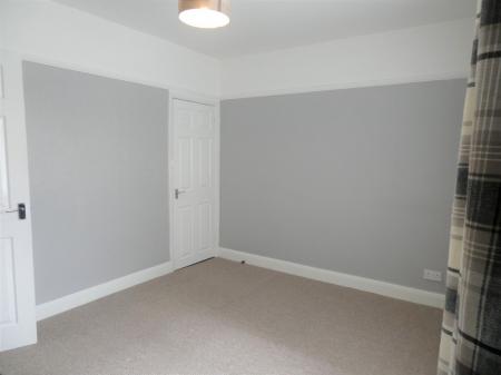 2 bedroom Terraced House to let in Burton Avenue, Balby, Doncaster, DN4