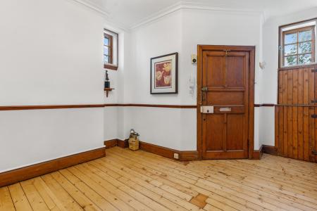 4 bedroom Flat for sale in Ramsay Garden, Old Town, Edinburgh, EH1