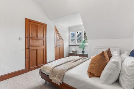 4 bedroom Flat for sale in Ramsay Garden, Old Town, Edinburgh, EH1