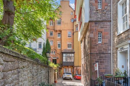 4 bedroom Flat for sale in Ramsay Garden, Old Town, Edinburgh, EH1