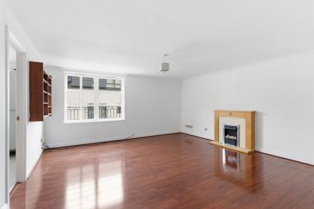 2 bedroom Flat for sale in Old Tolbooth Wynd, Edinburgh, EH8