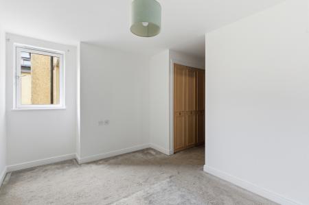 2 bedroom Flat for sale in Old Tolbooth Wynd, Edinburgh, EH8