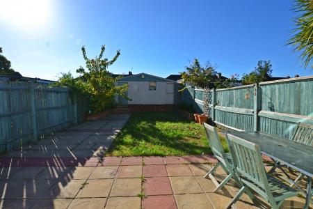 3 bedroom End of terrace house for sale in Forest Road, Enfield, London, EN3