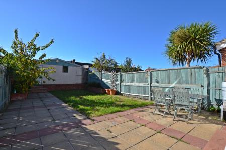 3 bedroom End of terrace house for sale in Forest Road, Enfield, London, EN3