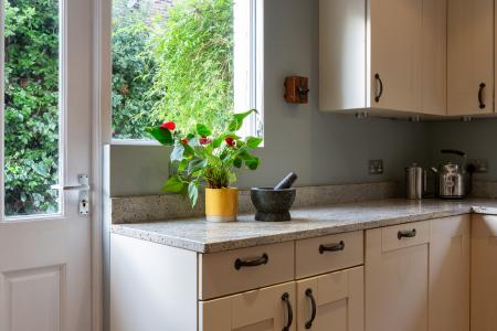 4 bedroom Semi-detached house for sale in Park Road, New Barnet, London, EN4