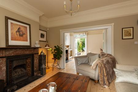 4 bedroom Semi-detached house for sale in Park Road, New Barnet, London, EN4