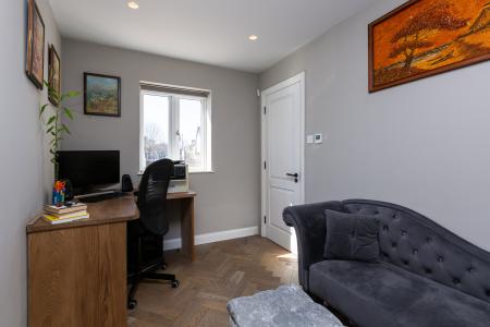 4 bedroom Semi-detached house for sale in Southbury Avenue, Enfield, London, EN1