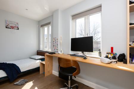 4 bedroom Semi-detached house for sale in Southbury Avenue, Enfield, London, EN1