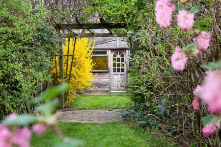 4 bedroom Semi-detached house for sale in Willow Road, Enfield, London, EN1