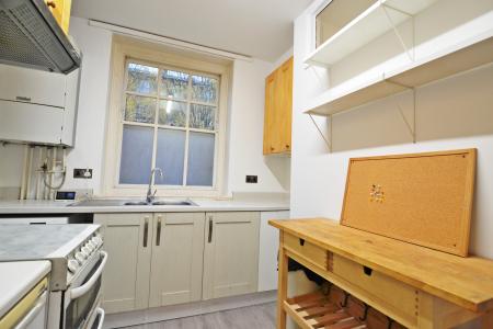 2 bedroom Flat to let in Welwyn Street, Bethnal Green East Ward, London, E2