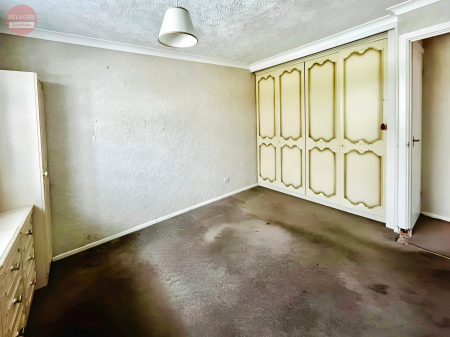 2 bedroom Detached bungalow for sale in Rowan Close, Evesham, WR11