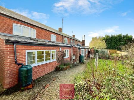 3 bedroom Cottage to let in Great Washbourne, Tewkesbury, GL20
