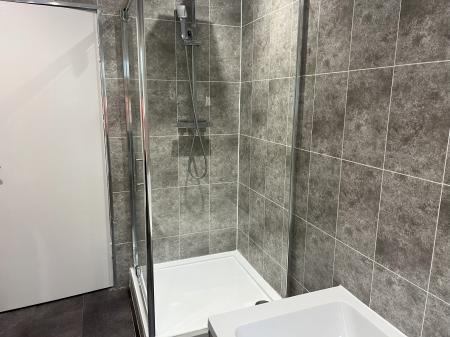 3 bedroom Detached house to let in Burnhead Road, Larbert, FK5