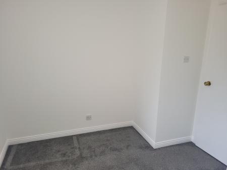 2 bedroom Flat to let in Gartcows Place, Falkirk, FK1