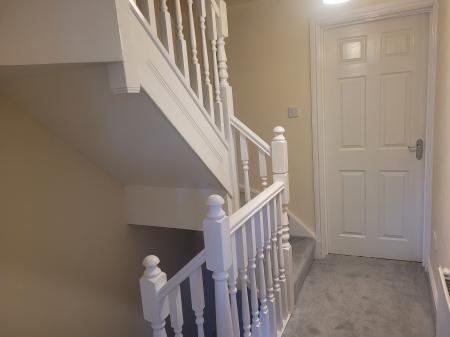 4 bedroom Town house to let in Stevenson Avenue, Polmont, FK2