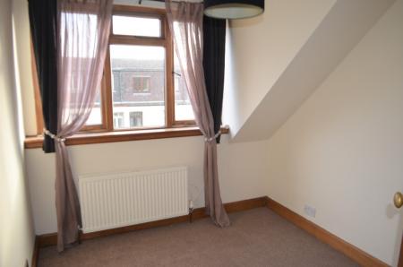 3 bedroom Semi-detached house to let in Burnhead Road, Larbert, FK5