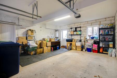 5 bedroom Detached house for sale in Horseshoe Drive, Over, Gloucester, GL2