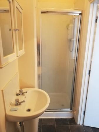 1 bedroom Flat to let in Avenue Road, Grantham, NG31