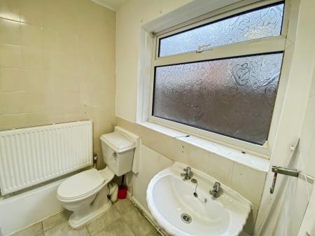 3 bedroom Terraced House to let in Cambridge Street, Grantham, NG31