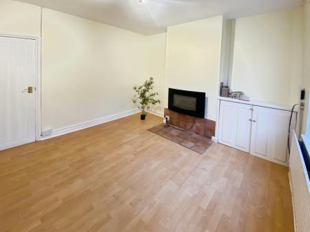 3 bedroom Terraced House to let in Cambridge Street, Grantham, NG31
