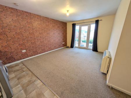 2 bedroom Flat to let in Cromford Court, Grantham, NG31