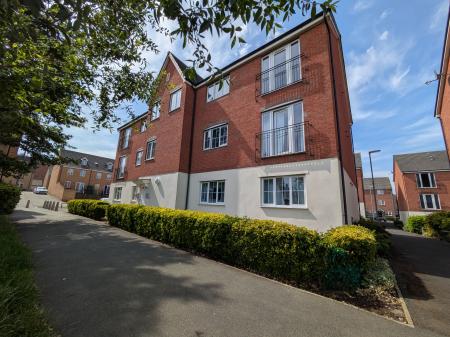 2 bedroom Flat to let in Cromford Court, Grantham, NG31